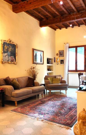 Agnolo First two bedrooms apartment close to Duomo